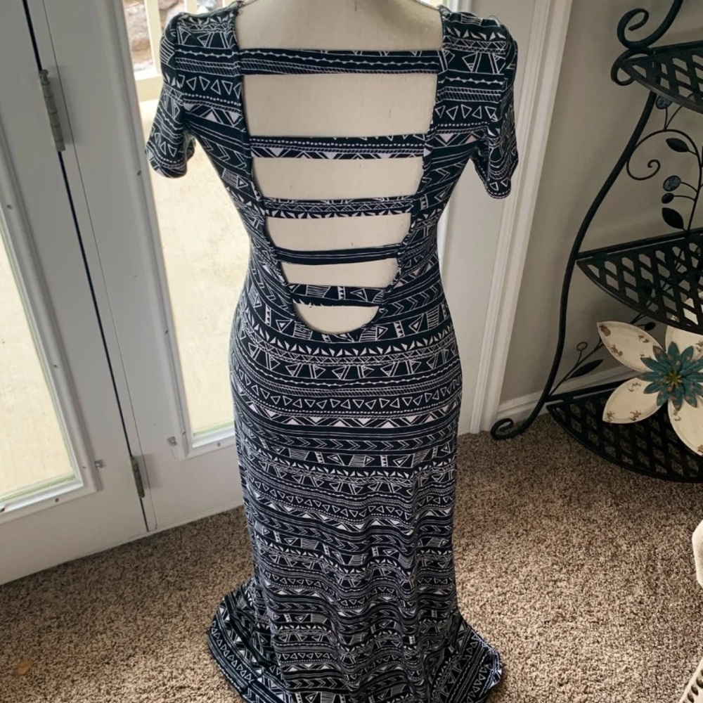 Backless Black Aztec Maxi Dress - Picture 2 of 8